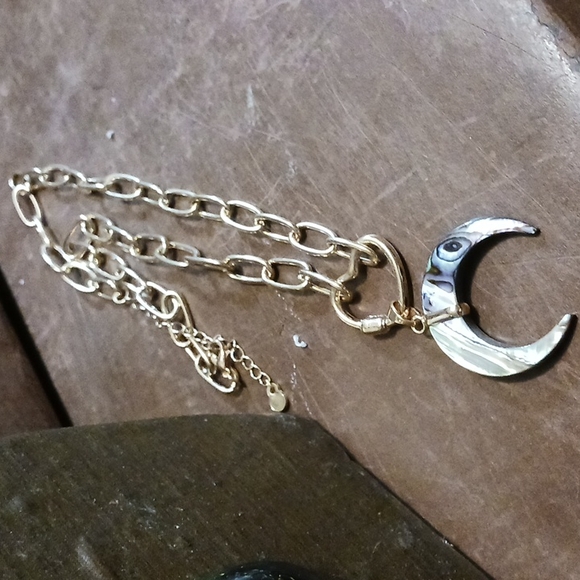 3 pieces of beautiful Jewelry. - Picture 9 of 9